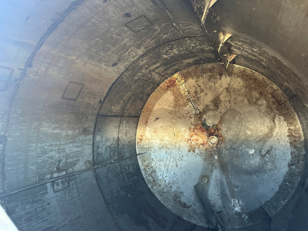 20,000 gallon stainless steel cone bottom tank